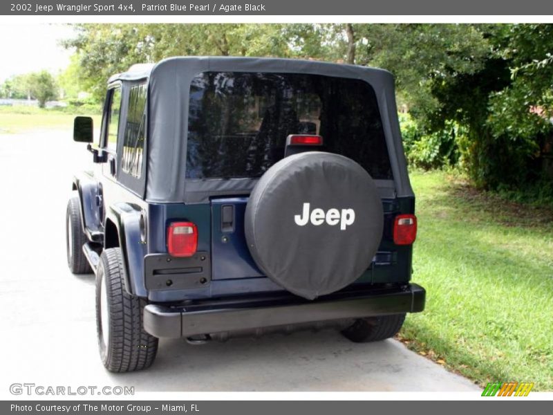 Patriot Blue Pearl / Agate Black 2002 Jeep Wrangler Sport 4x4