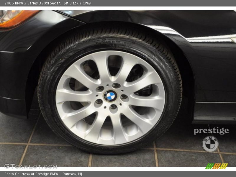 Jet Black / Grey 2006 BMW 3 Series 330xi Sedan