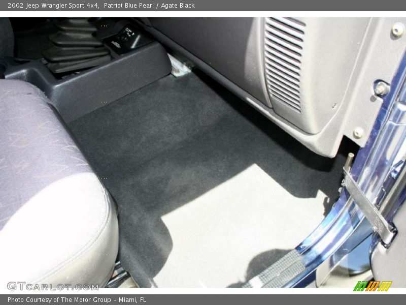 Patriot Blue Pearl / Agate Black 2002 Jeep Wrangler Sport 4x4
