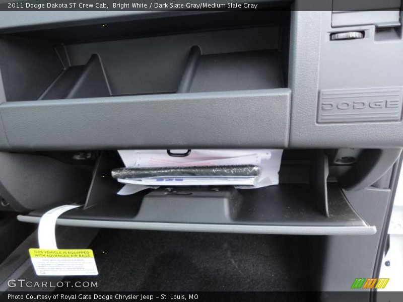 Bright White / Dark Slate Gray/Medium Slate Gray 2011 Dodge Dakota ST Crew Cab