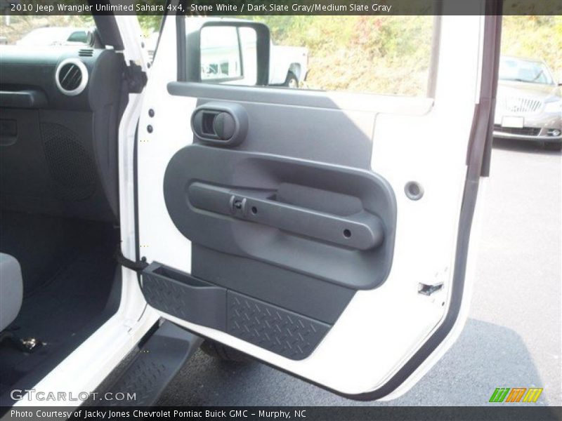 Stone White / Dark Slate Gray/Medium Slate Gray 2010 Jeep Wrangler Unlimited Sahara 4x4