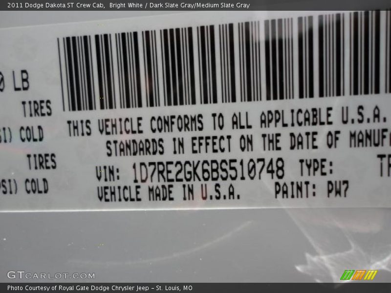 Bright White / Dark Slate Gray/Medium Slate Gray 2011 Dodge Dakota ST Crew Cab