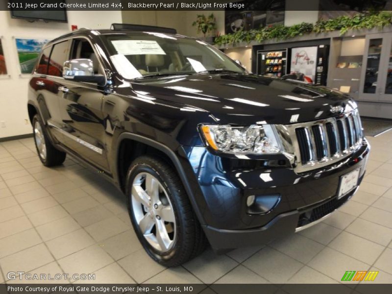 Blackberry Pearl / Black/Light Frost Beige 2011 Jeep Grand Cherokee Limited 4x4