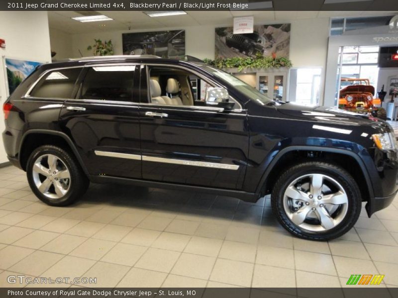 Blackberry Pearl / Black/Light Frost Beige 2011 Jeep Grand Cherokee Limited 4x4