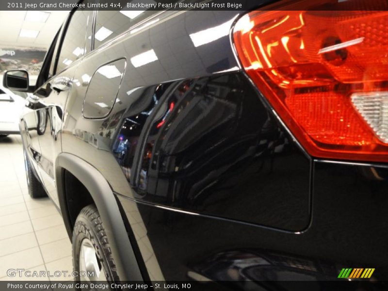 Blackberry Pearl / Black/Light Frost Beige 2011 Jeep Grand Cherokee Limited 4x4