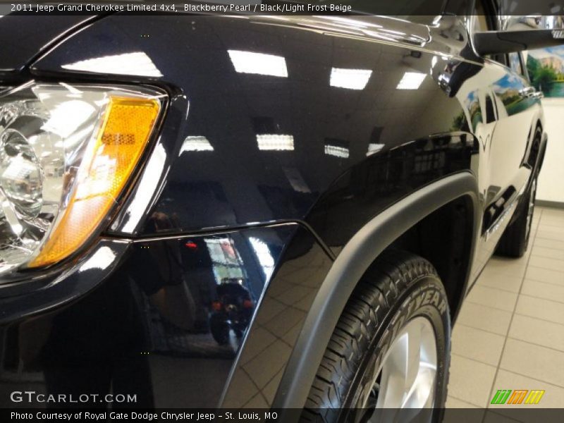 Blackberry Pearl / Black/Light Frost Beige 2011 Jeep Grand Cherokee Limited 4x4