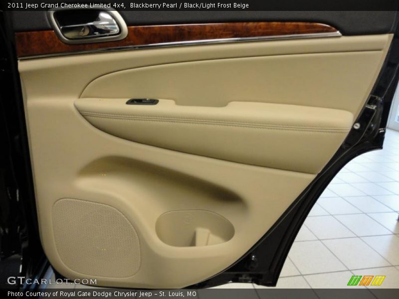 Blackberry Pearl / Black/Light Frost Beige 2011 Jeep Grand Cherokee Limited 4x4