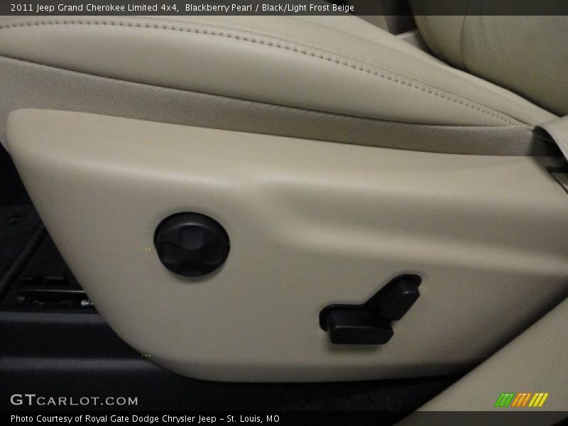 Blackberry Pearl / Black/Light Frost Beige 2011 Jeep Grand Cherokee Limited 4x4