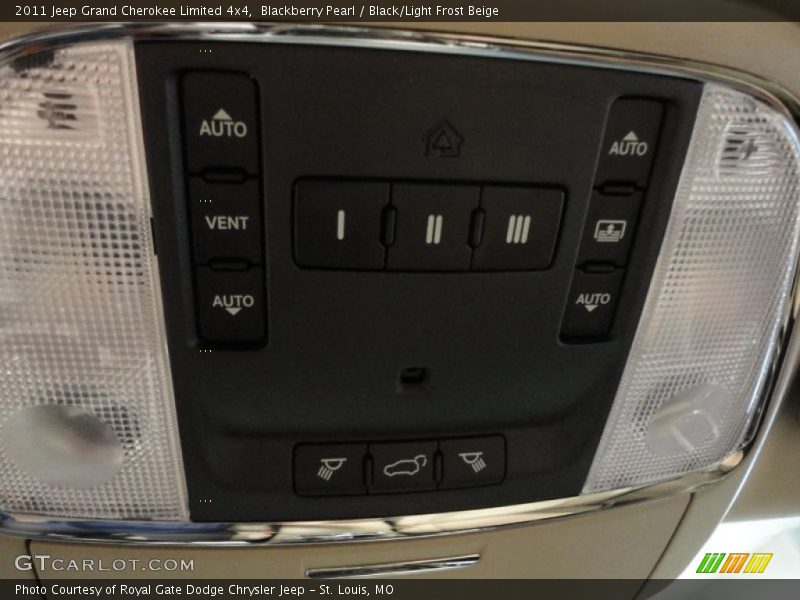 Blackberry Pearl / Black/Light Frost Beige 2011 Jeep Grand Cherokee Limited 4x4