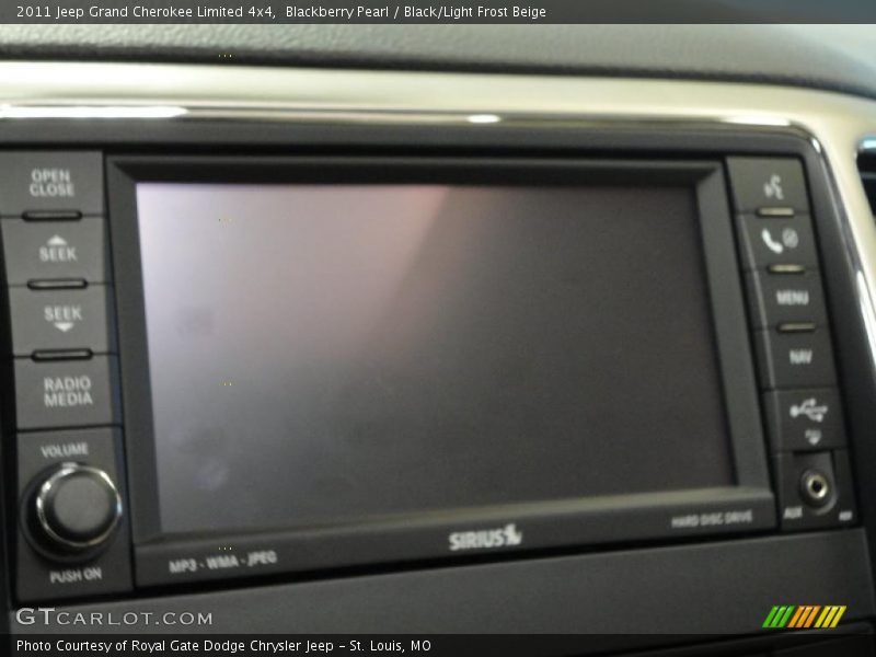 Blackberry Pearl / Black/Light Frost Beige 2011 Jeep Grand Cherokee Limited 4x4