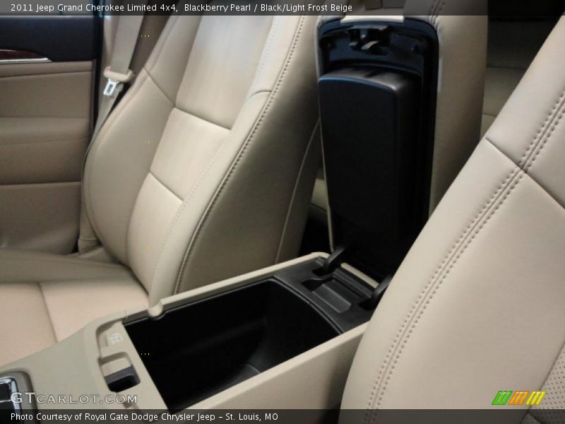 Blackberry Pearl / Black/Light Frost Beige 2011 Jeep Grand Cherokee Limited 4x4