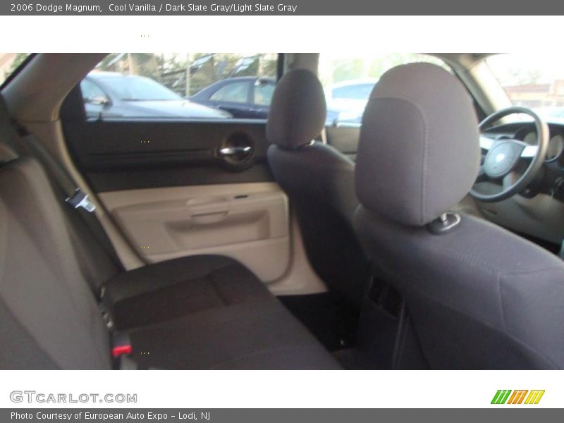 Cool Vanilla / Dark Slate Gray/Light Slate Gray 2006 Dodge Magnum