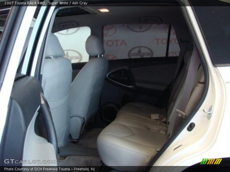 Super White / Ash Gray 2007 Toyota RAV4 4WD