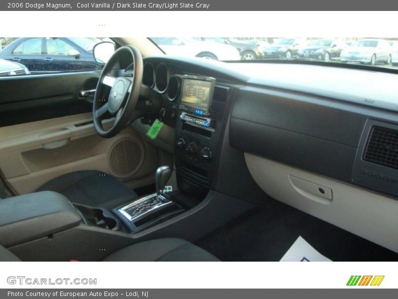 Cool Vanilla / Dark Slate Gray/Light Slate Gray 2006 Dodge Magnum