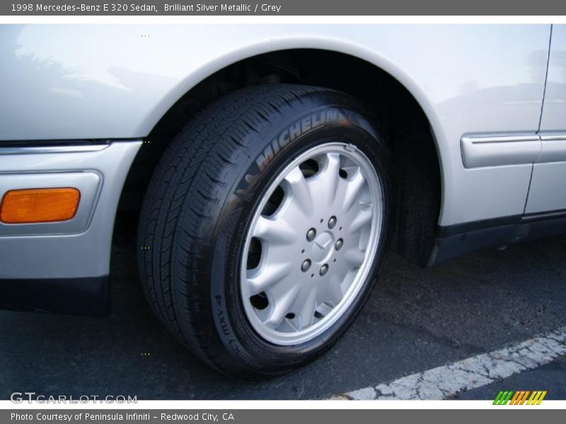 Brilliant Silver Metallic / Grey 1998 Mercedes-Benz E 320 Sedan