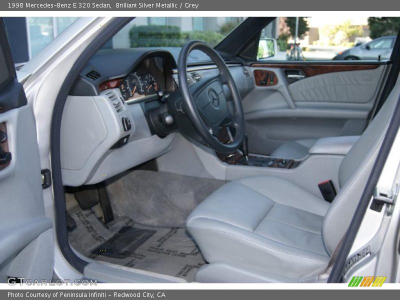 Brilliant Silver Metallic / Grey 1998 Mercedes-Benz E 320 Sedan