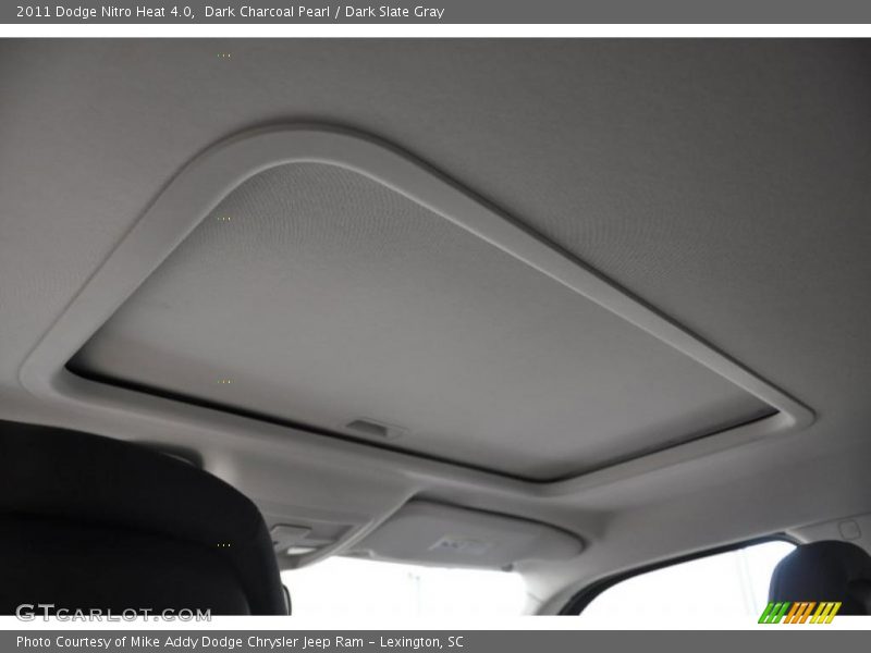 Dark Charcoal Pearl / Dark Slate Gray 2011 Dodge Nitro Heat 4.0