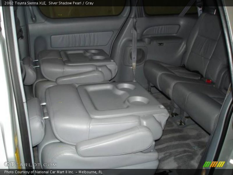 Silver Shadow Pearl / Gray 2002 Toyota Sienna XLE