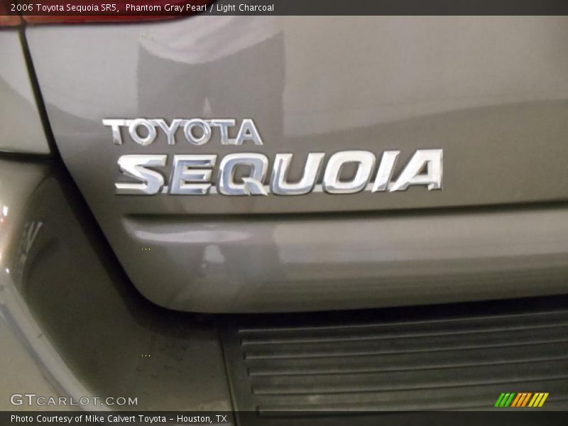 Phantom Gray Pearl / Light Charcoal 2006 Toyota Sequoia SR5