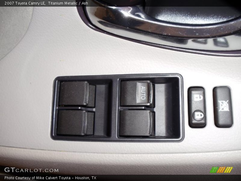 Titanium Metallic / Ash 2007 Toyota Camry LE