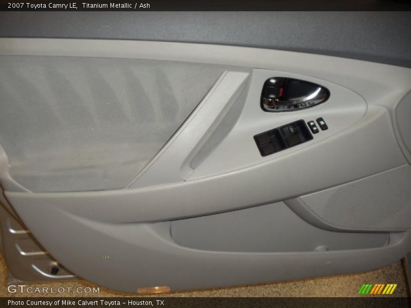 Titanium Metallic / Ash 2007 Toyota Camry LE