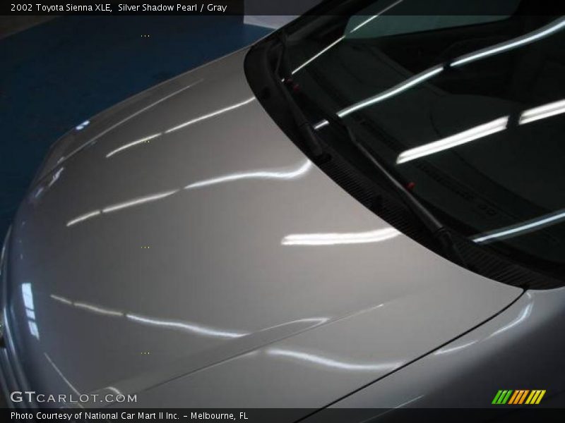 Silver Shadow Pearl / Gray 2002 Toyota Sienna XLE
