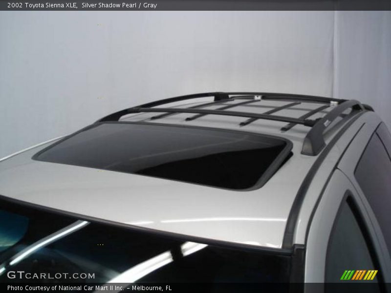 Silver Shadow Pearl / Gray 2002 Toyota Sienna XLE