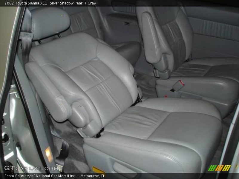 Silver Shadow Pearl / Gray 2002 Toyota Sienna XLE