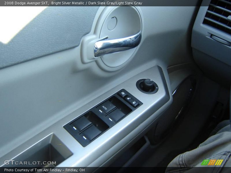 Bright Silver Metallic / Dark Slate Gray/Light Slate Gray 2008 Dodge Avenger SXT