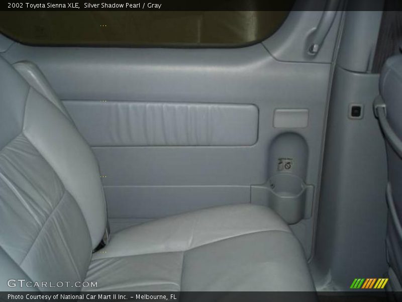 Silver Shadow Pearl / Gray 2002 Toyota Sienna XLE