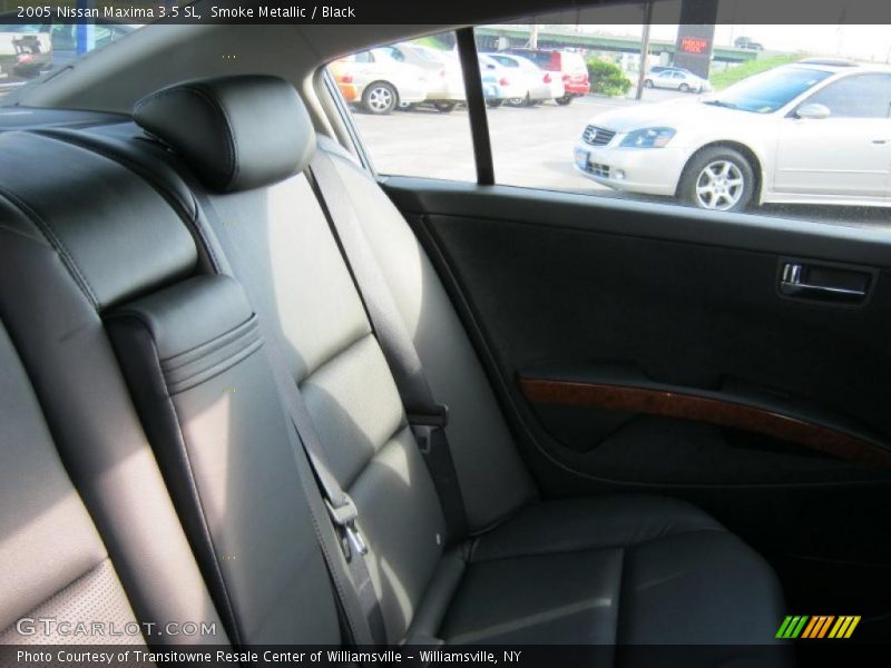 Smoke Metallic / Black 2005 Nissan Maxima 3.5 SL