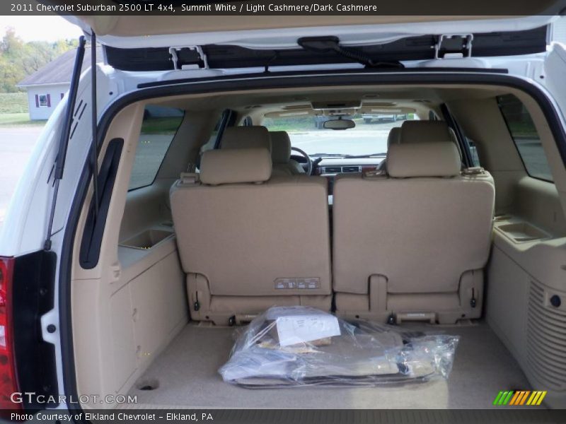 Summit White / Light Cashmere/Dark Cashmere 2011 Chevrolet Suburban 2500 LT 4x4