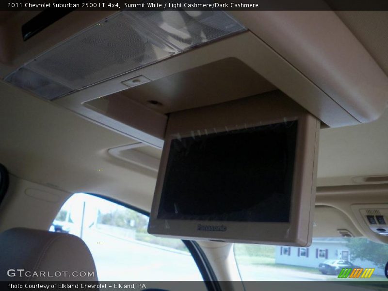 Summit White / Light Cashmere/Dark Cashmere 2011 Chevrolet Suburban 2500 LT 4x4