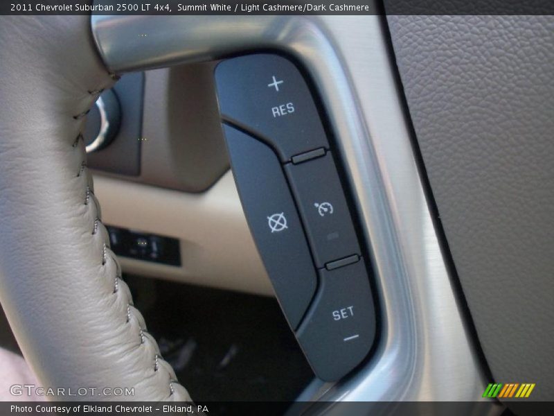 Summit White / Light Cashmere/Dark Cashmere 2011 Chevrolet Suburban 2500 LT 4x4