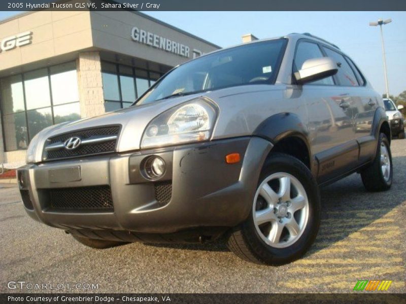 Sahara Silver / Gray 2005 Hyundai Tucson GLS V6