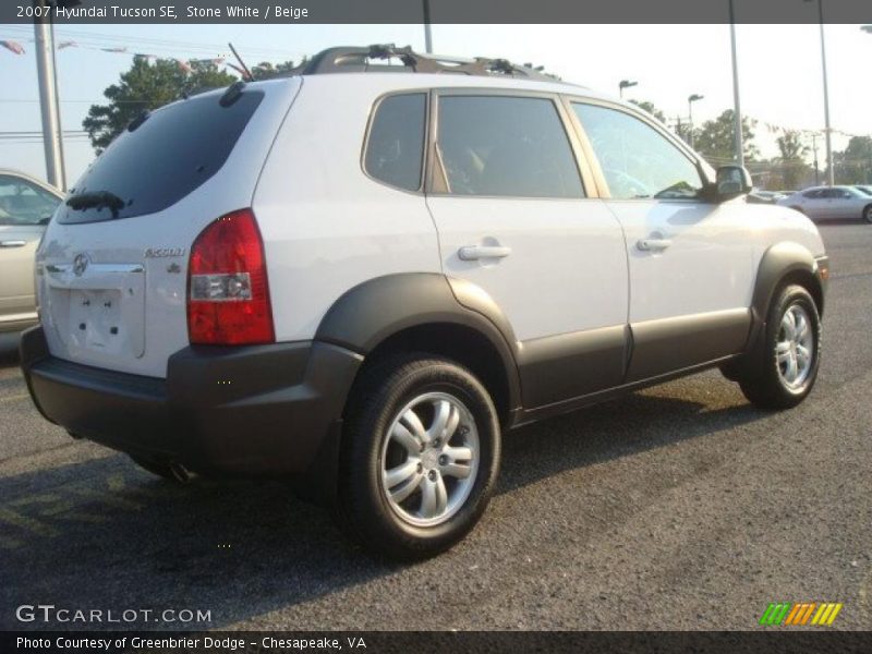 Stone White / Beige 2007 Hyundai Tucson SE