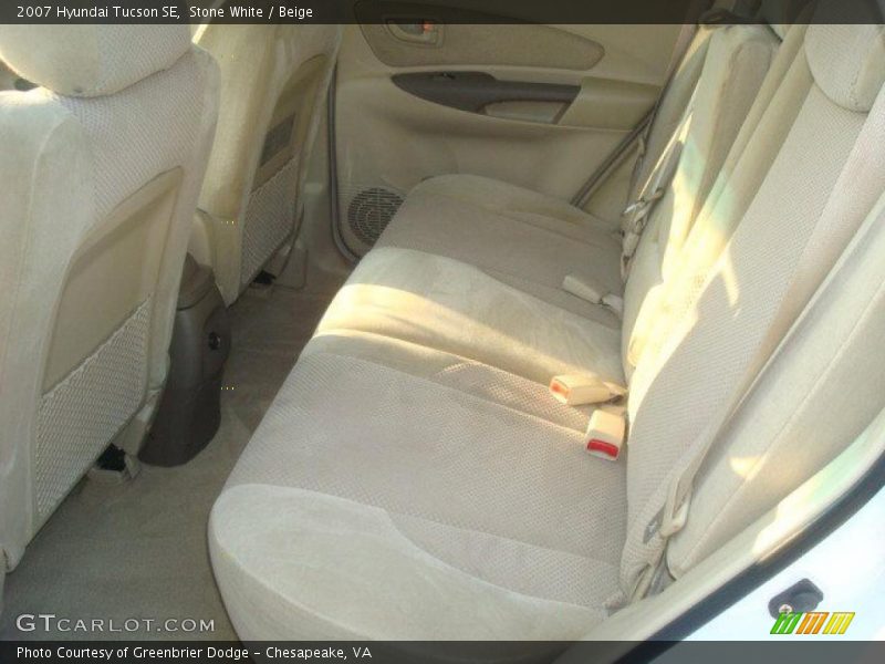 Stone White / Beige 2007 Hyundai Tucson SE