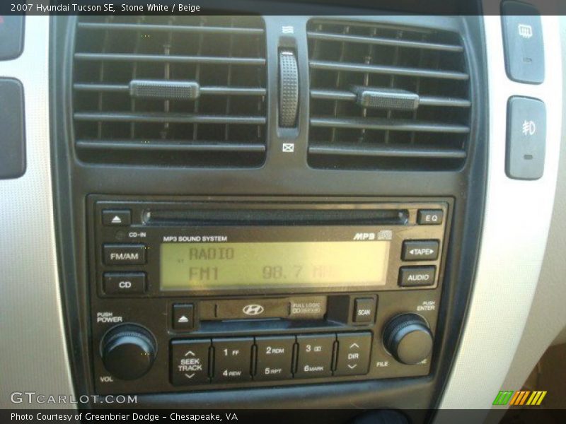 Stone White / Beige 2007 Hyundai Tucson SE