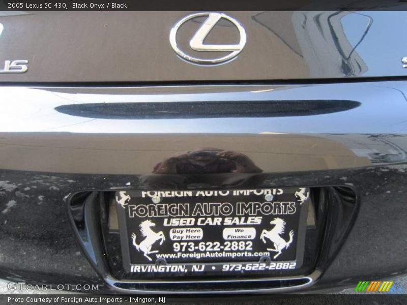 Black Onyx / Black 2005 Lexus SC 430