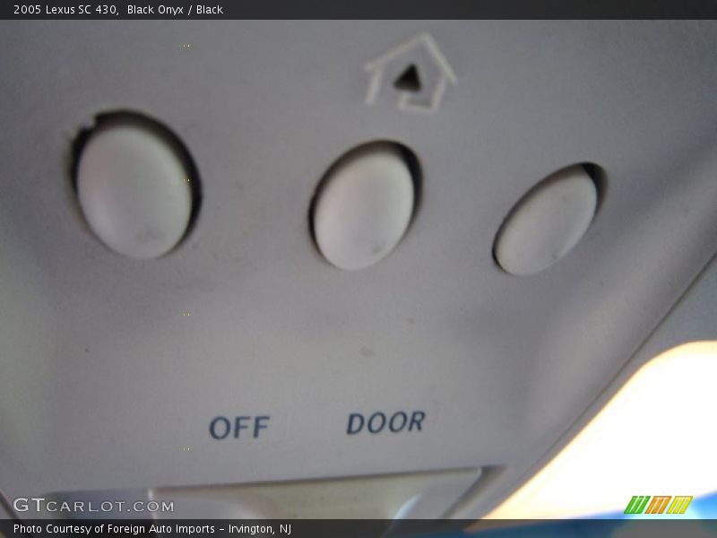 Black Onyx / Black 2005 Lexus SC 430