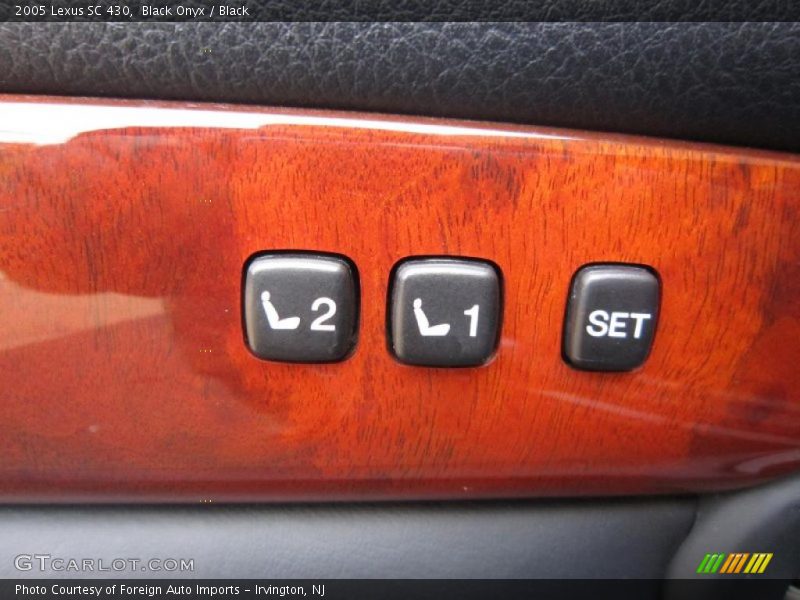 Black Onyx / Black 2005 Lexus SC 430