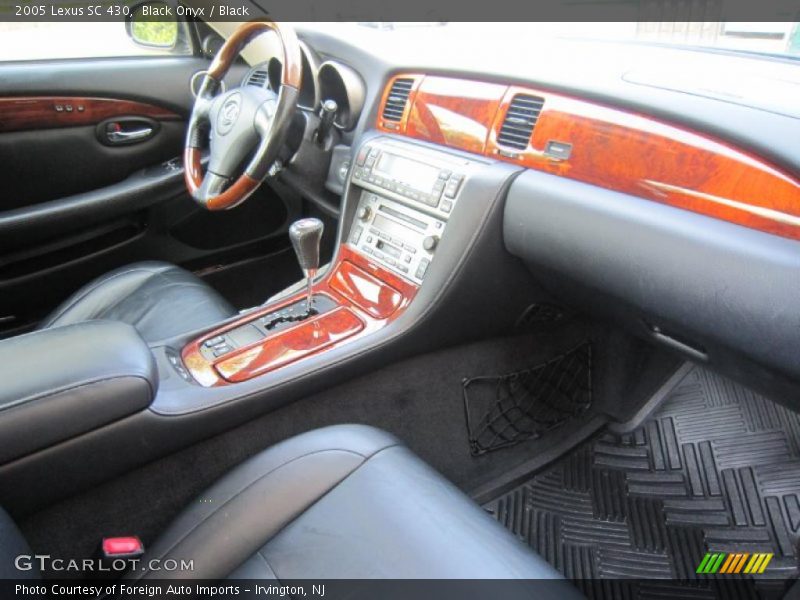 Black Onyx / Black 2005 Lexus SC 430