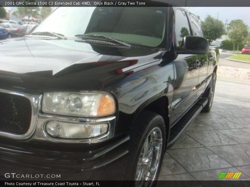 Onyx Black / Gray Two Tone 2001 GMC Sierra 1500 C3 Extended Cab 4WD