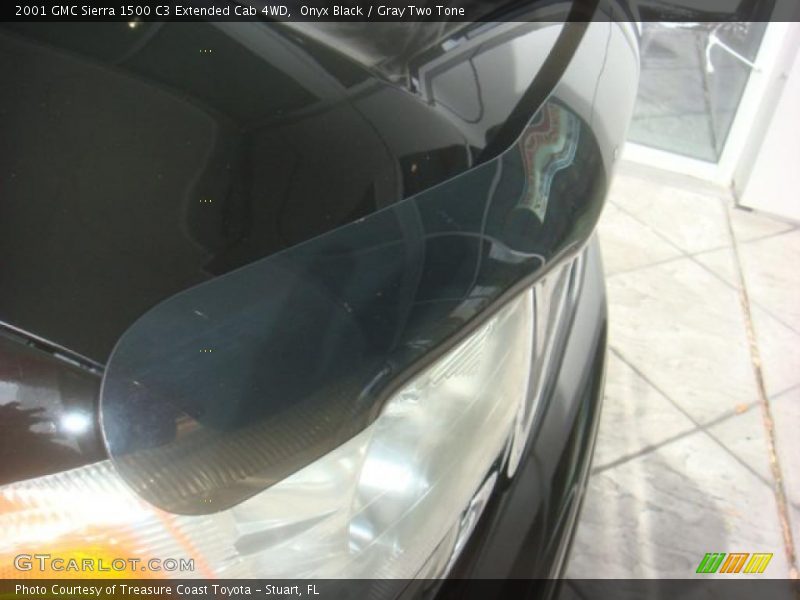 Onyx Black / Gray Two Tone 2001 GMC Sierra 1500 C3 Extended Cab 4WD