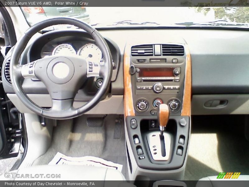 Polar White / Gray 2007 Saturn VUE V6 AWD