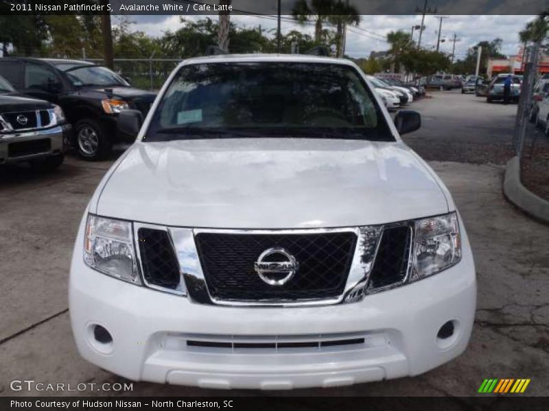 Avalanche White / Cafe Latte 2011 Nissan Pathfinder S