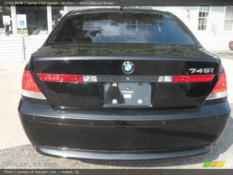 Jet Black / Black/Natural Brown 2004 BMW 7 Series 745i Sedan