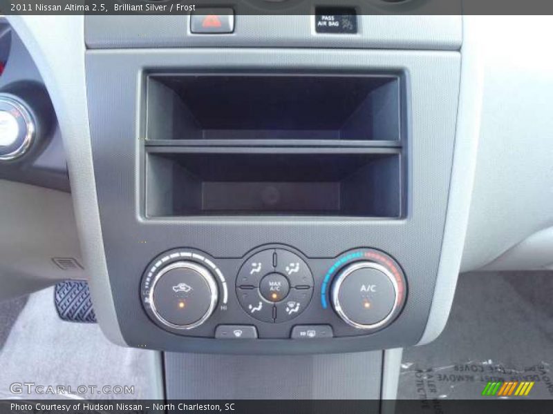 Brilliant Silver / Frost 2011 Nissan Altima 2.5