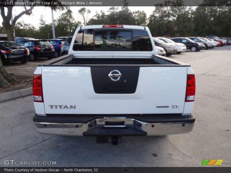 Blizzard White / Almond 2011 Nissan Titan SV Crew Cab
