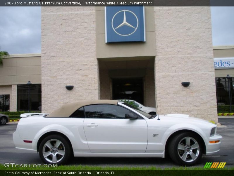 Performance White / Medium Parchment 2007 Ford Mustang GT Premium Convertible